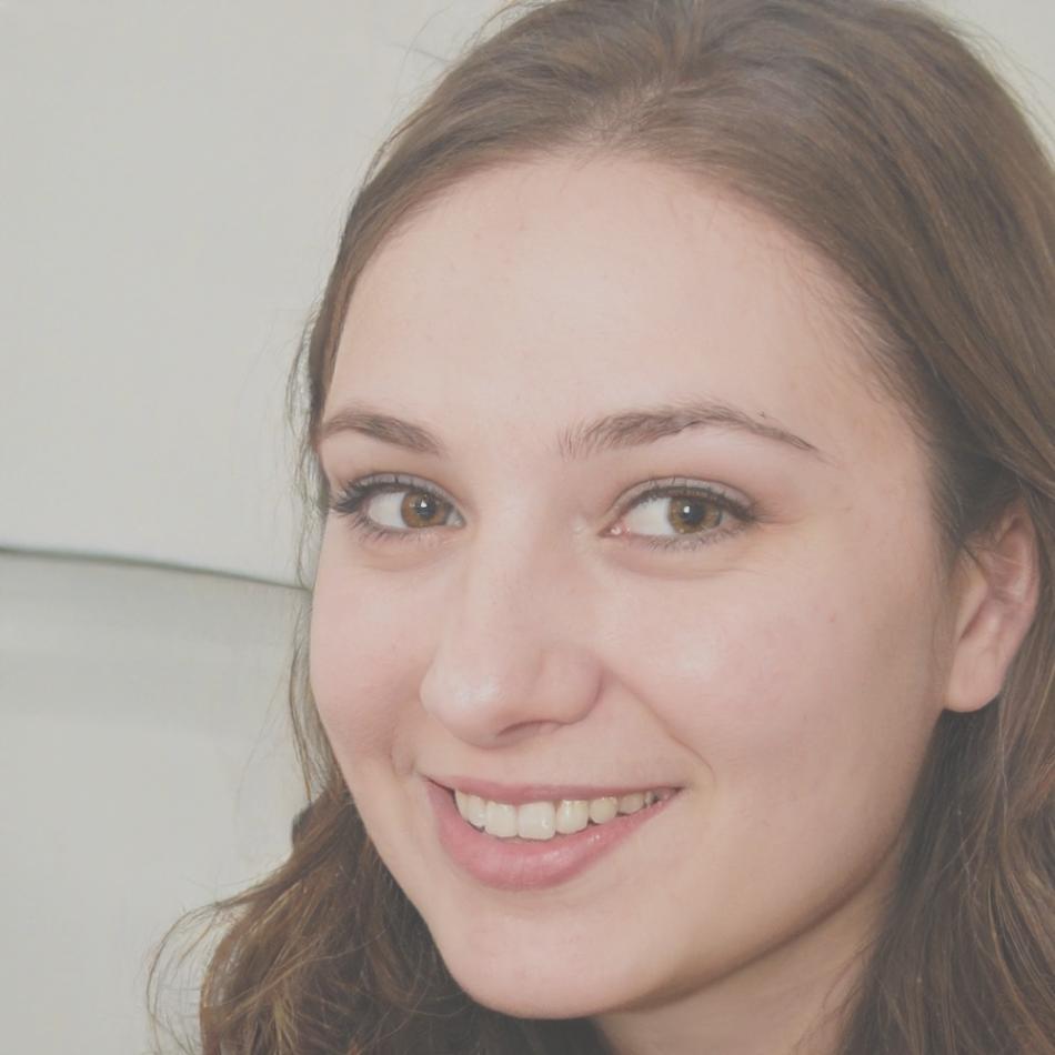 Бернадетт Лефевр - основатель и ведущий аналитик